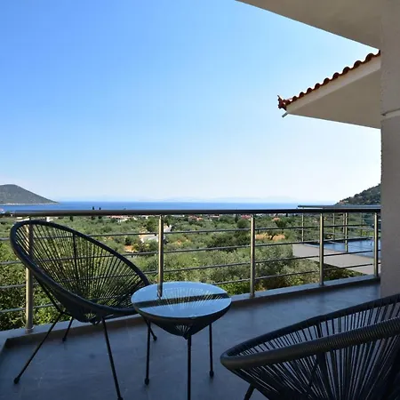 Konatsi Luxury * Tirós