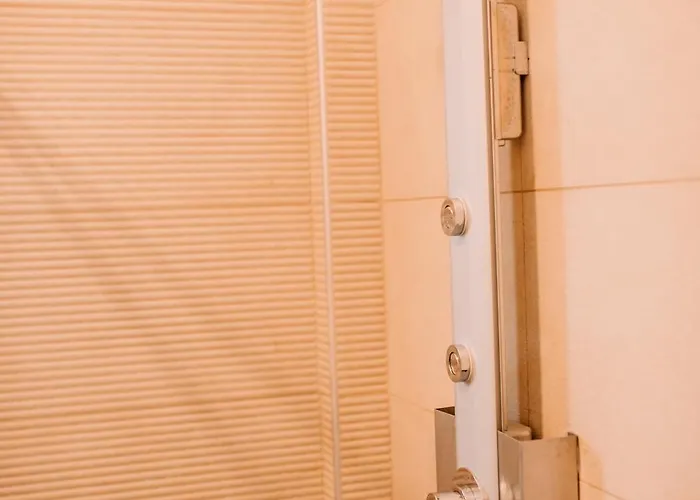 Konatsi Luxury Lägenhet *